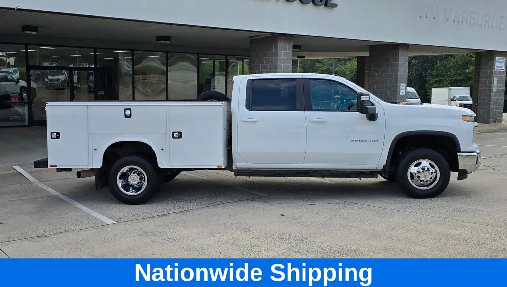 Chevrolet 3500HD photo 3