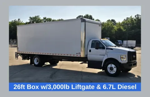 White 2021 Ford F-750SD 26ft Box w/3,000lb Liftgate for sale in Concord, NC