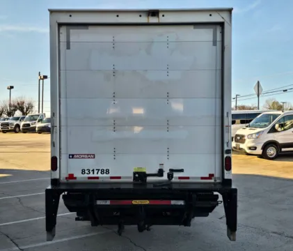 More photos of 2022 Isuzu NRR WT 20ft Box W/Tuck-Under Liftgate and 6.0L V8 at Carolina Auto Warehouse, NC