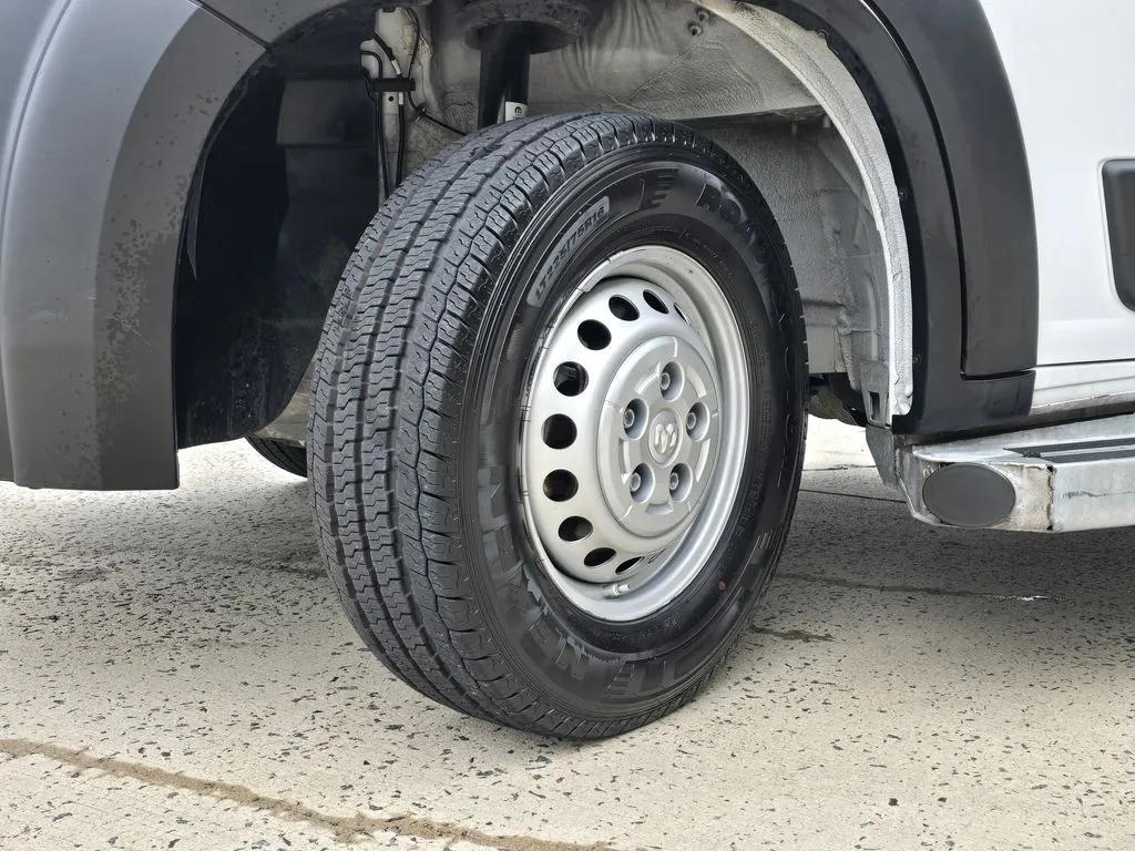Ram ProMaster 2500 photo 36