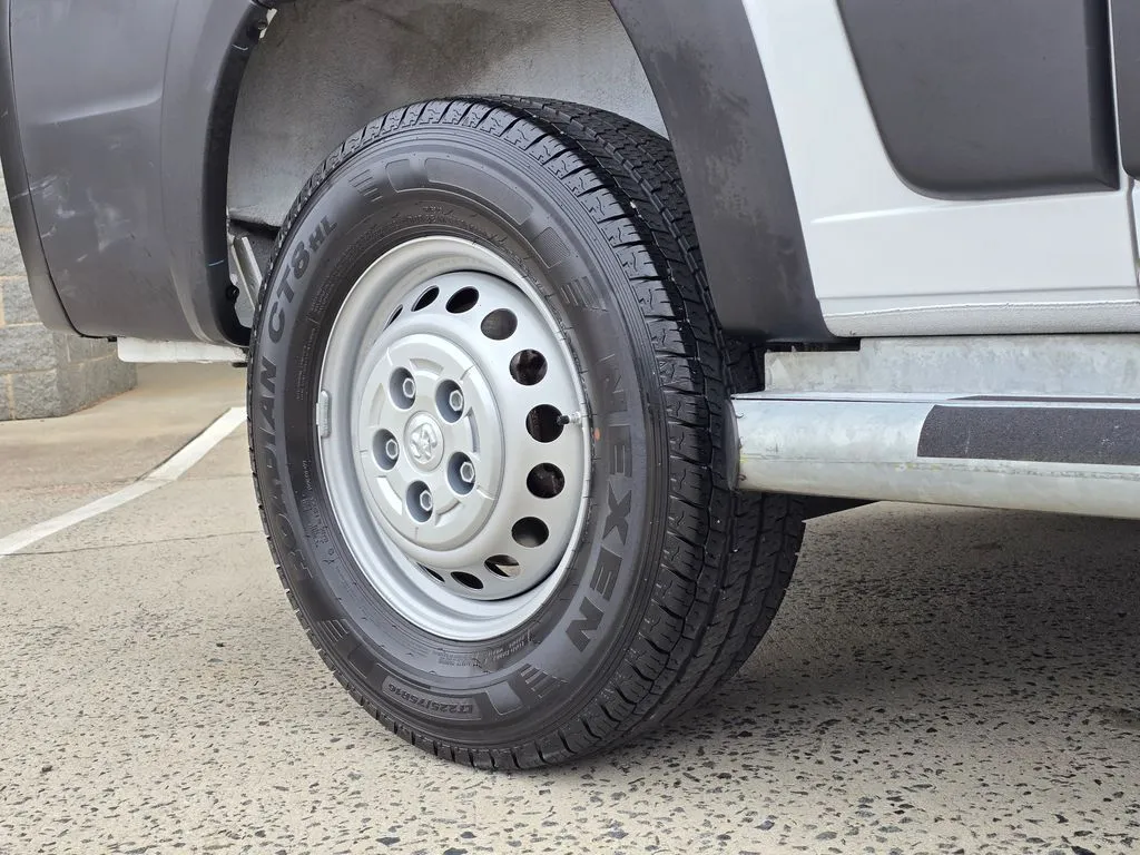 Ram ProMaster 2500 photo 38