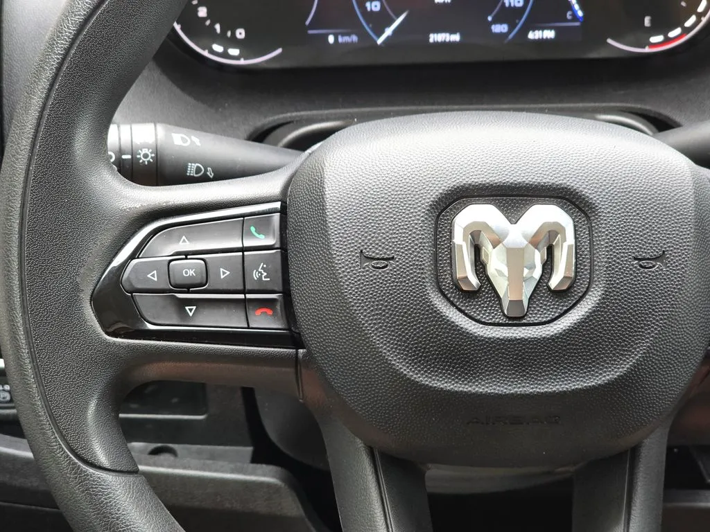 Ram ProMaster 2500 photo 25