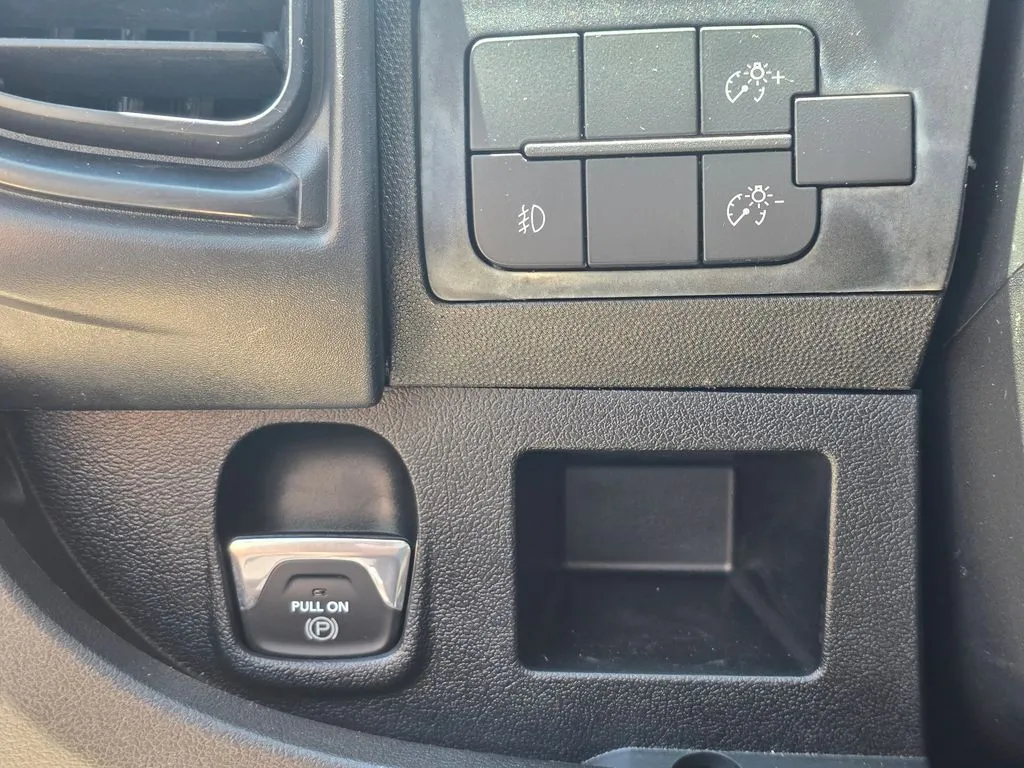 Ram ProMaster 2500 photo 23
