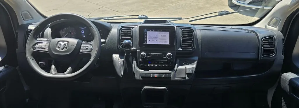 Ram ProMaster 2500 photo 30