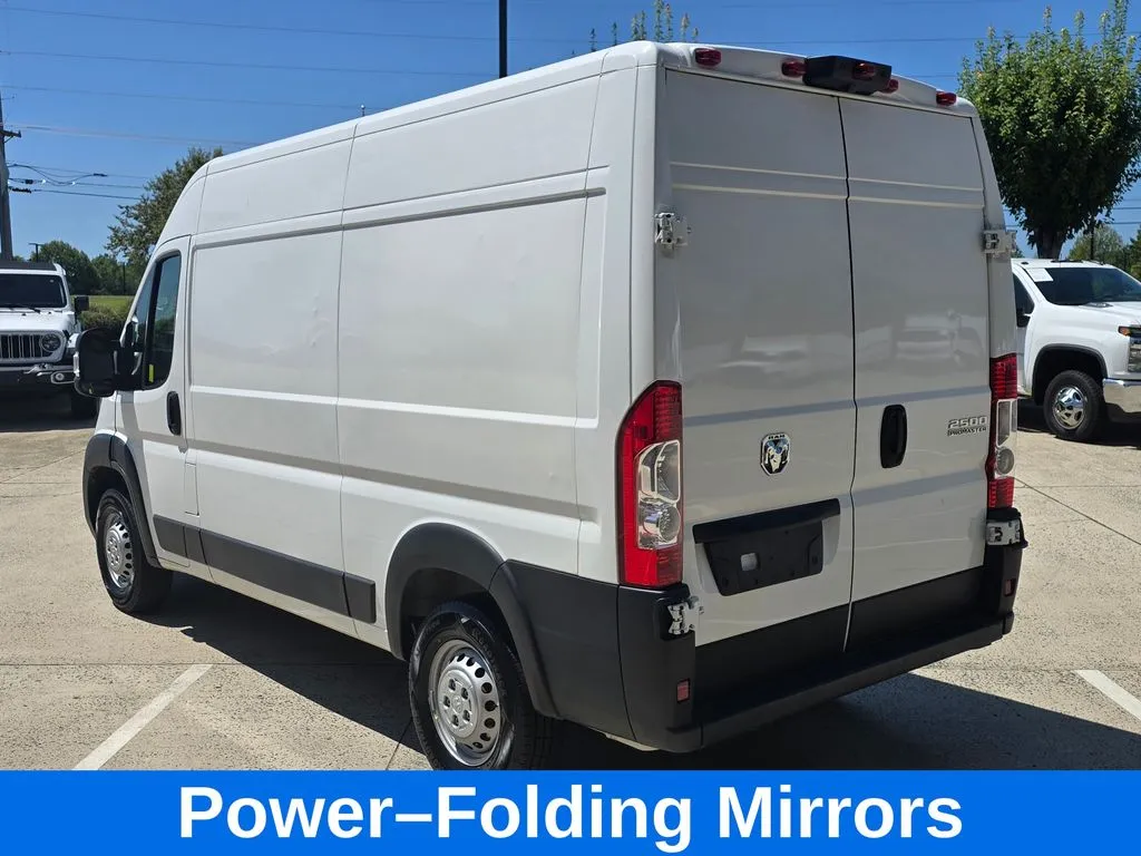 Ram ProMaster 2500 photo 7