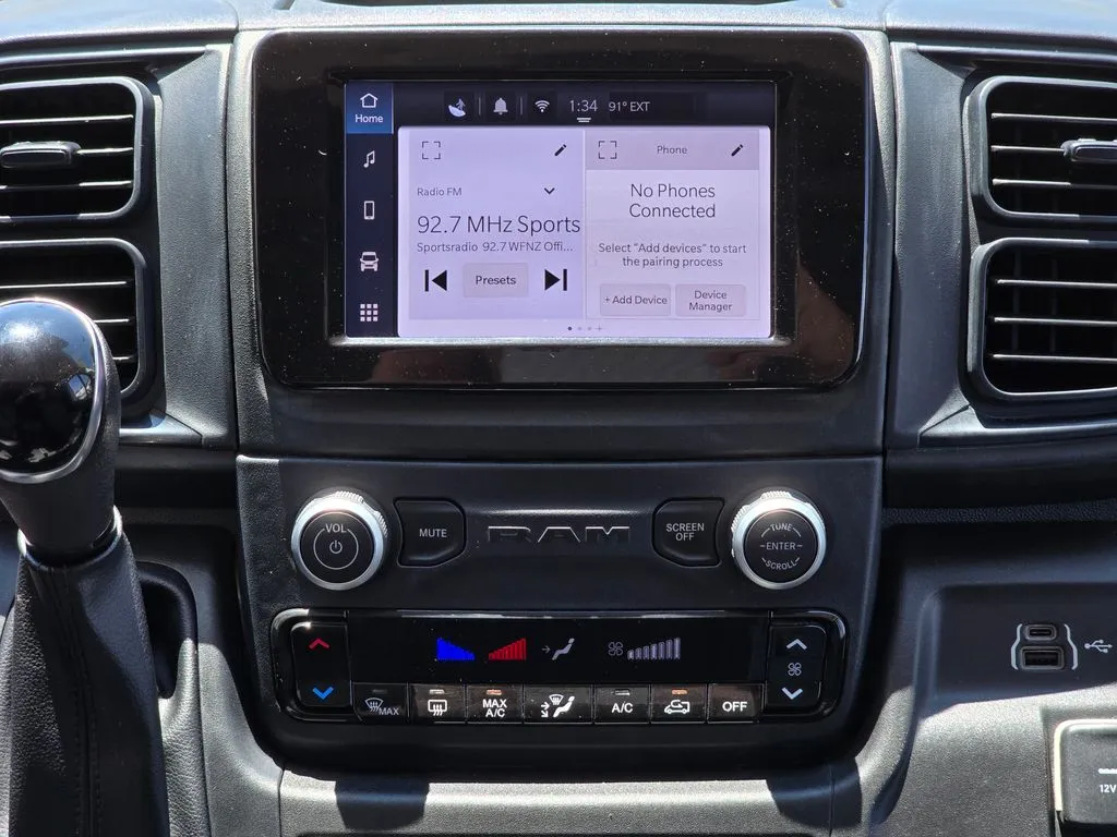 Ram ProMaster 2500 photo 36
