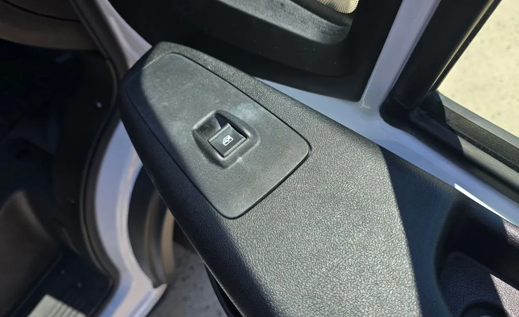 Ram ProMaster 2500 photo 16