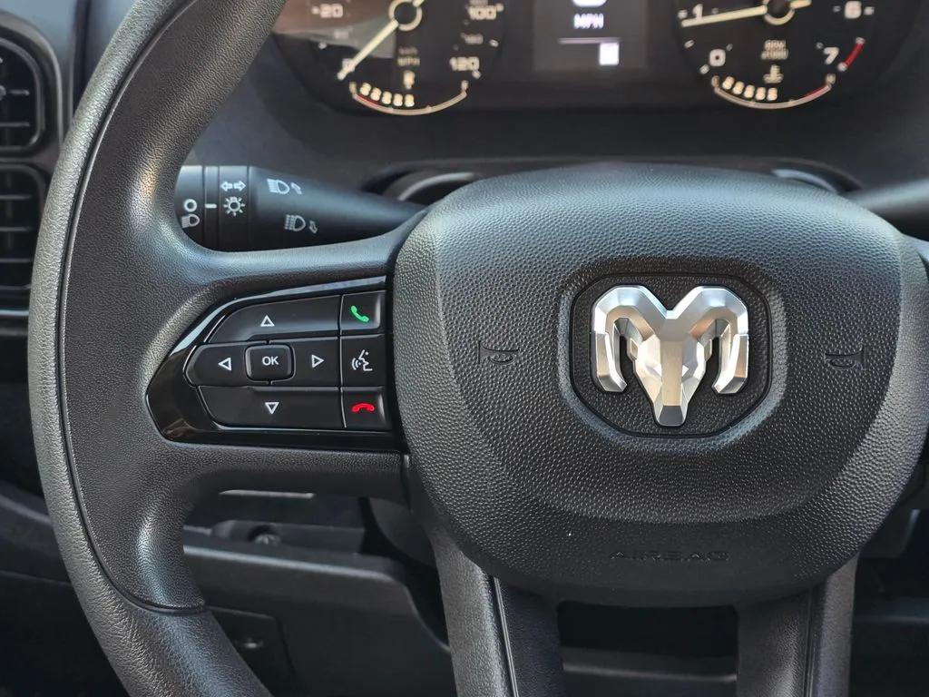 Ram ProMaster 2500 photo 22