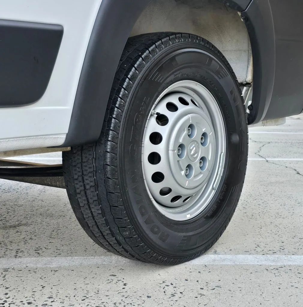 Ram ProMaster 2500 photo 40