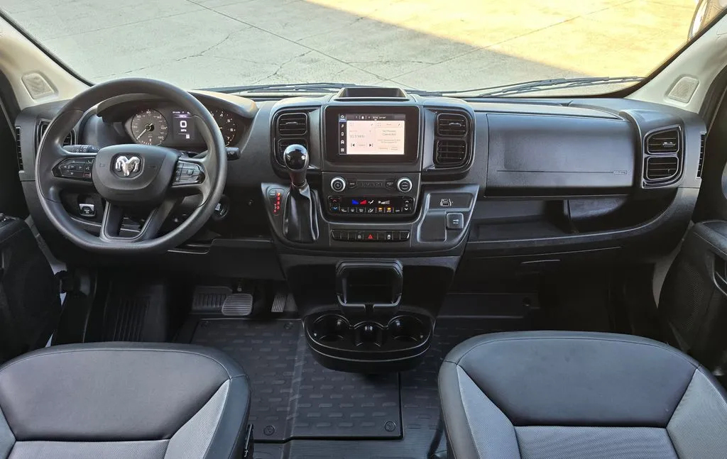 Ram ProMaster 2500 photo 19