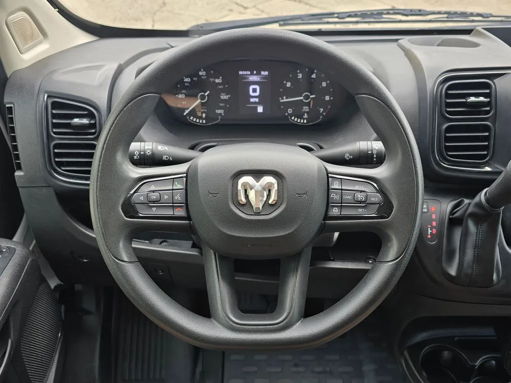Ram ProMaster 2500 photo 20