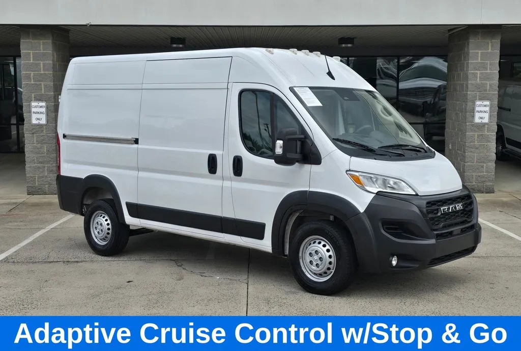 Ram ProMaster 2500 photo 2
