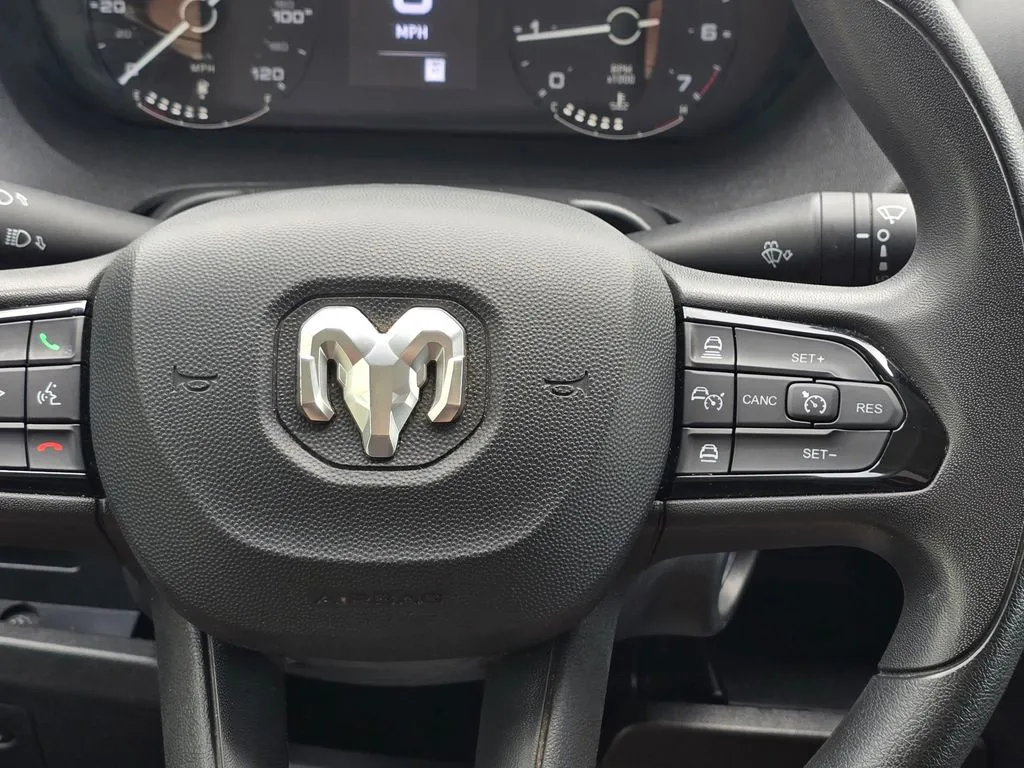 Ram ProMaster 2500 photo 24