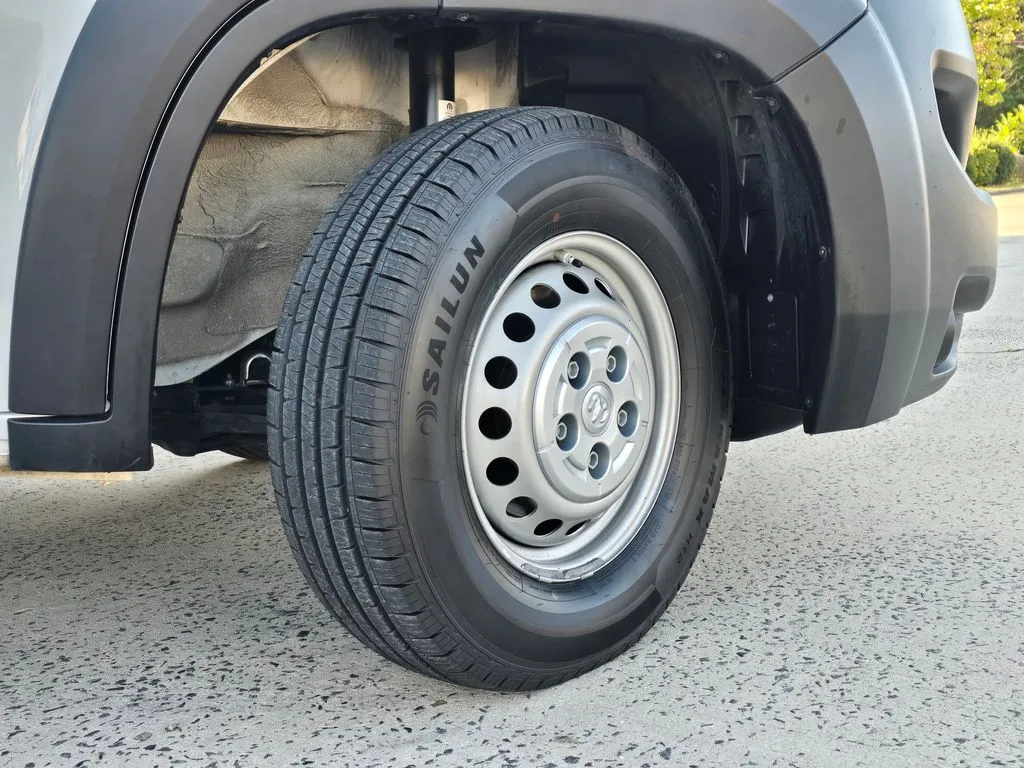 Ram ProMaster 2500 photo 43