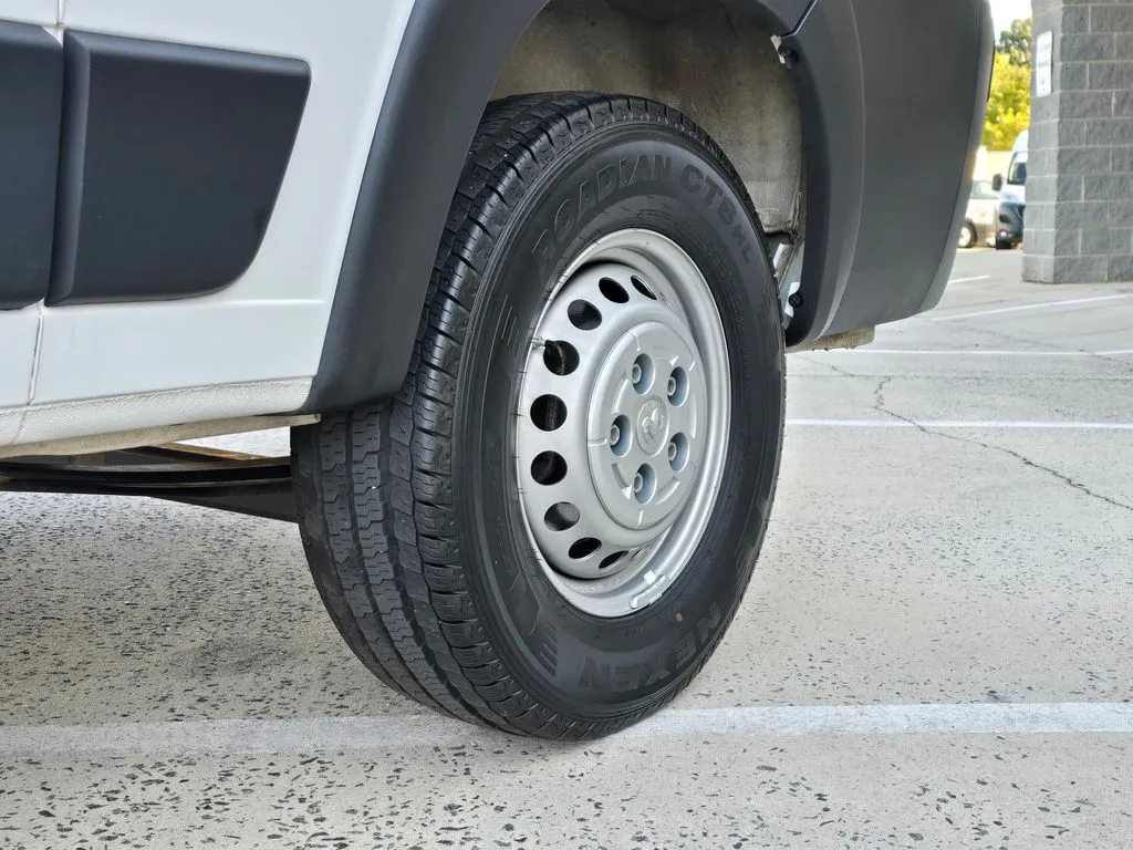 Ram ProMaster 2500 photo 41