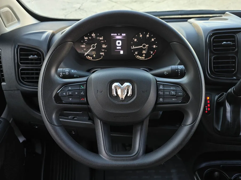 Ram ProMaster 2500 photo 20