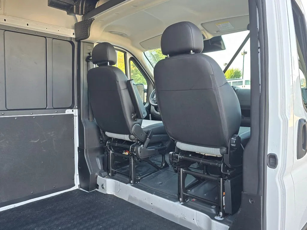 Ram ProMaster 2500 photo 18