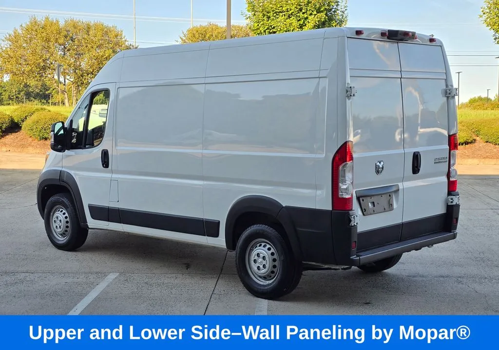 Ram ProMaster 2500 photo 7