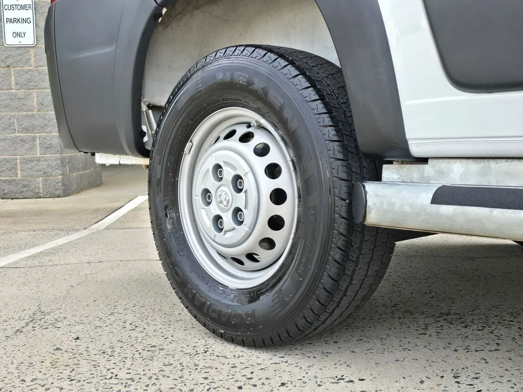 Ram ProMaster 2500 photo 39