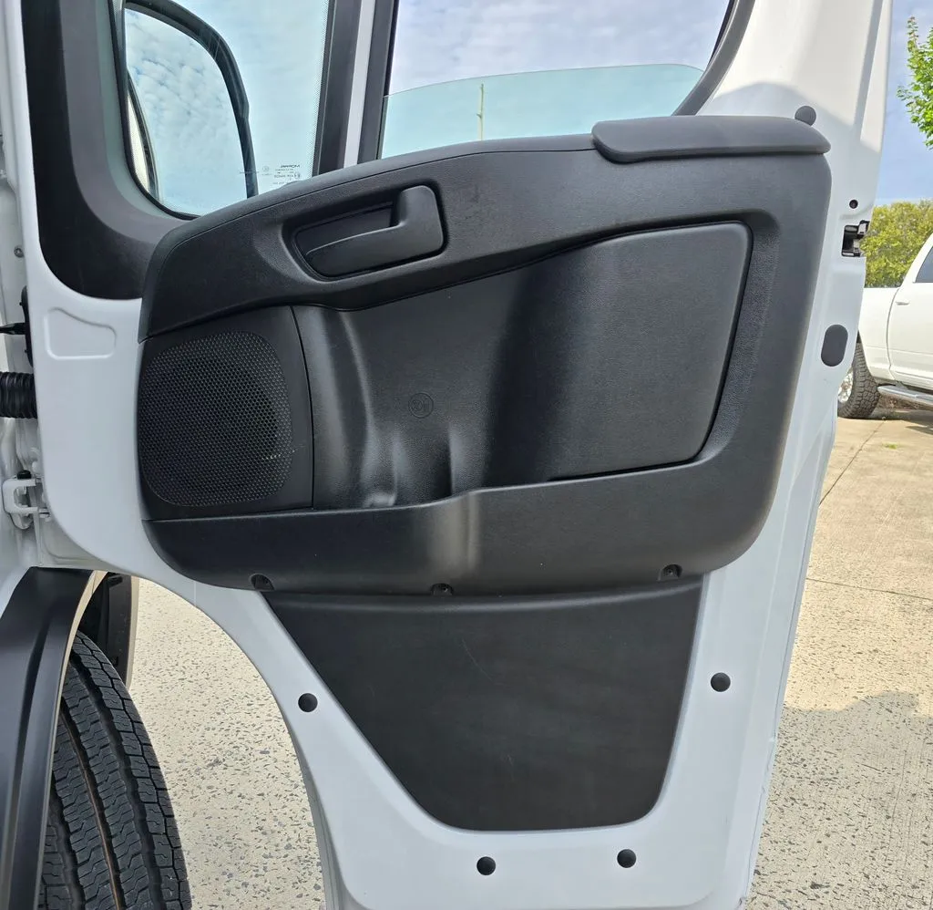 Ram ProMaster 2500 photo 35