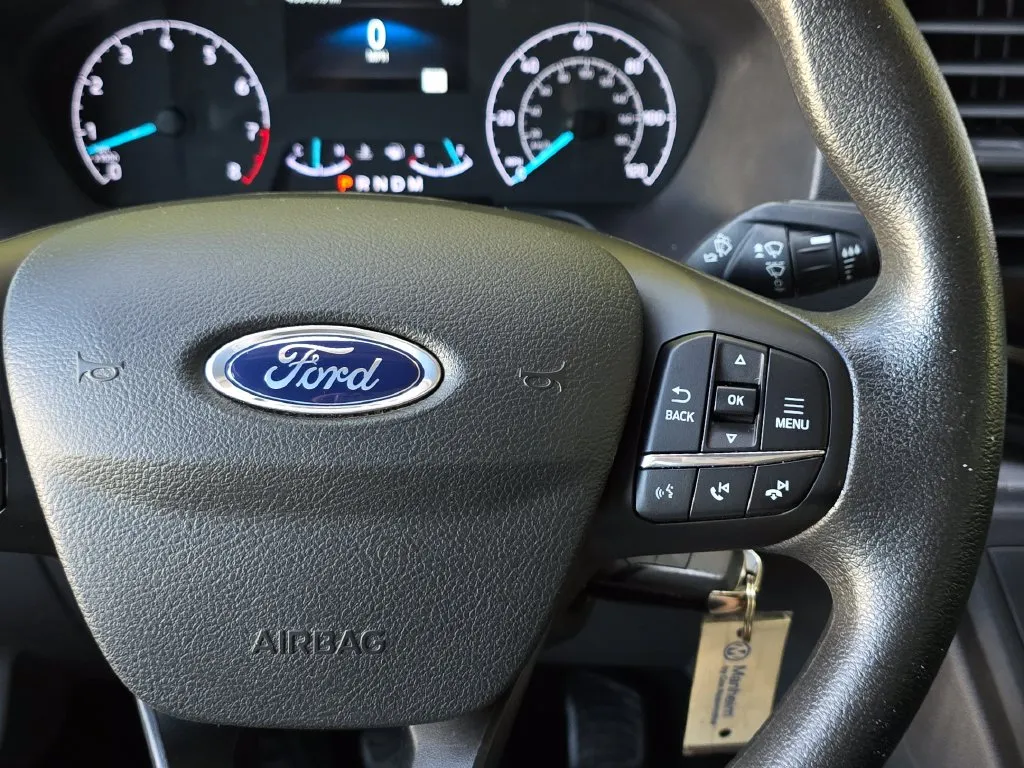 Ford Transit-350 photo 22