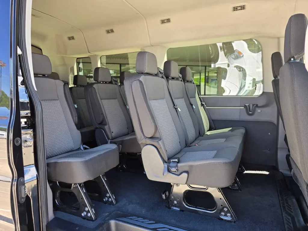 Ford Transit-350 photo 13