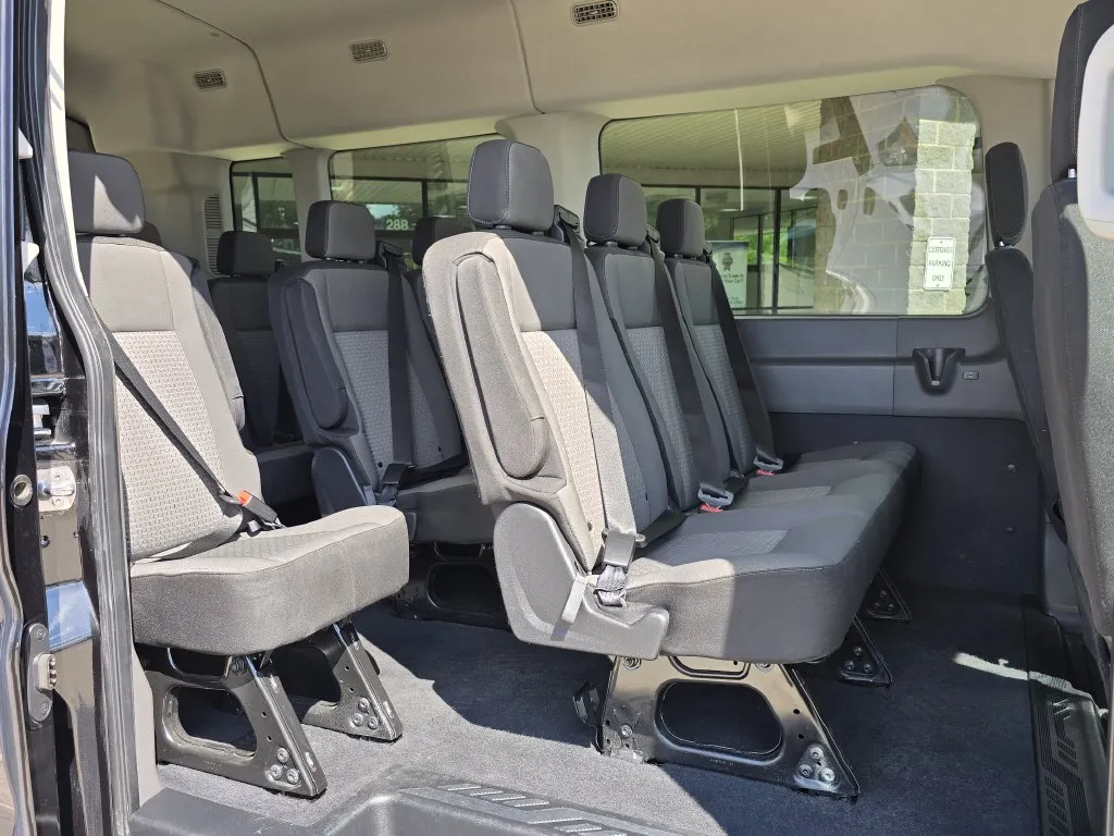 Ford Transit-350 photo 13