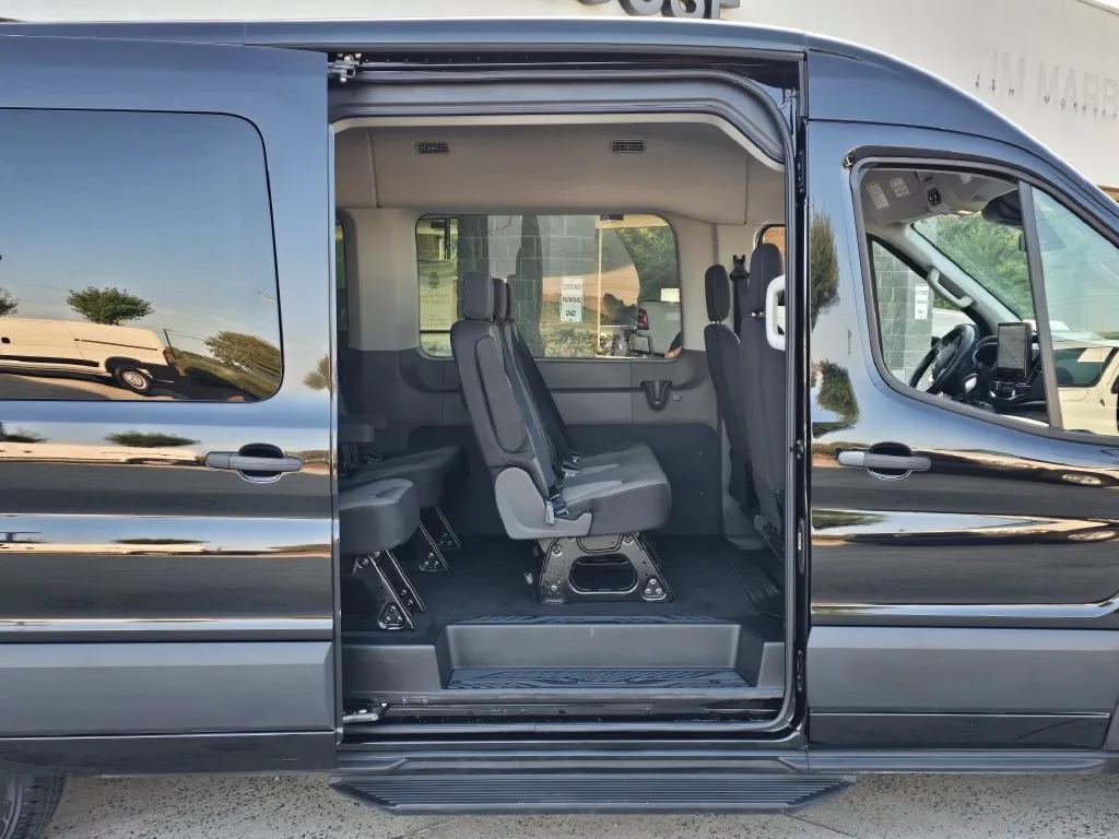 Ford Transit-350 photo 12