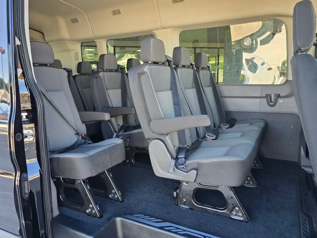 Ford Transit-350 photo 13