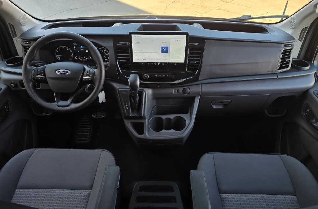 Ford Transit-350 photo 16