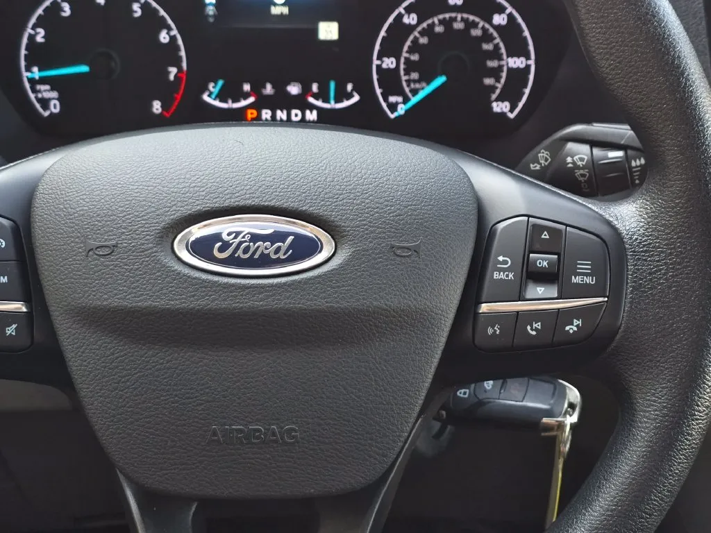 Ford Transit-350 photo 24