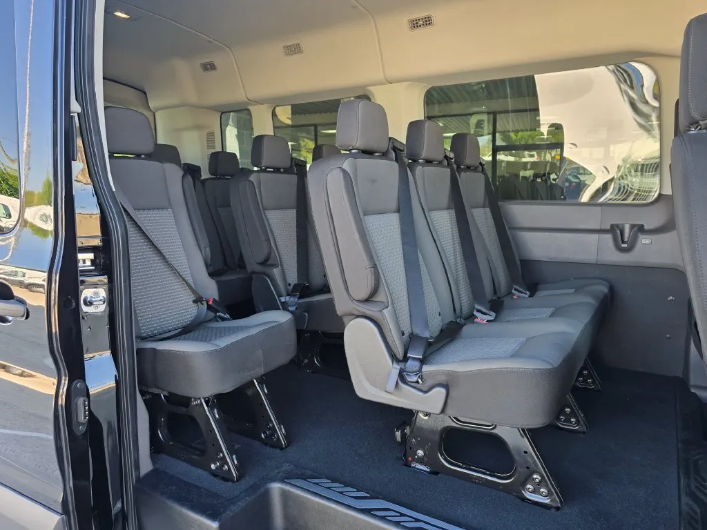 Ford Transit-350 photo 13