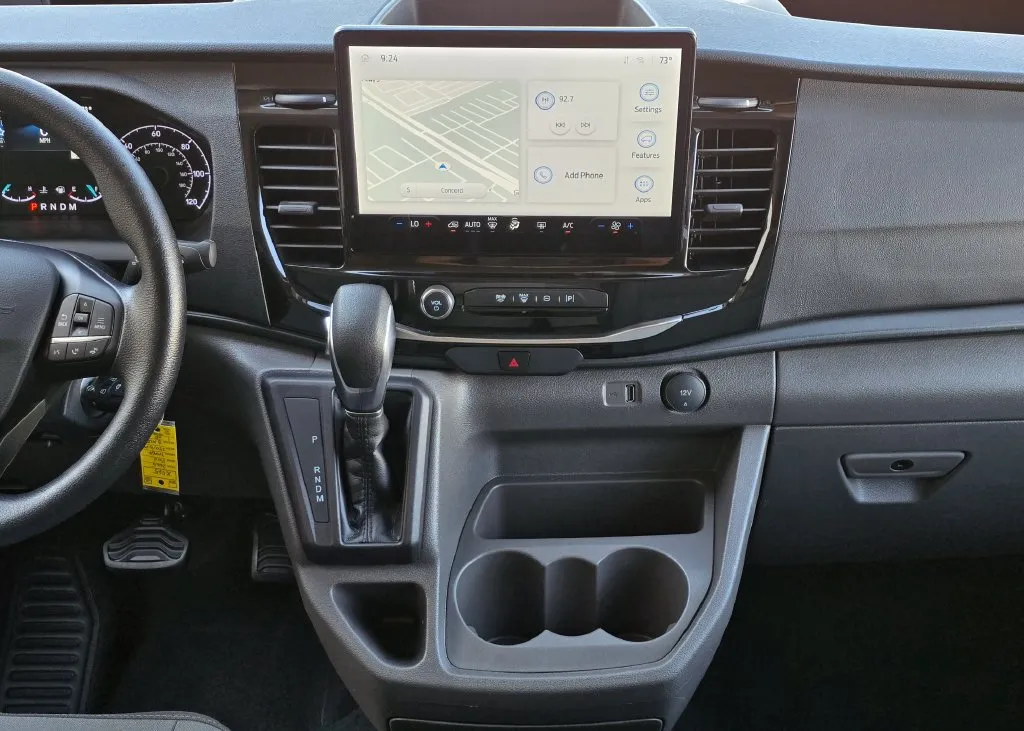Ford Transit-350 photo 26