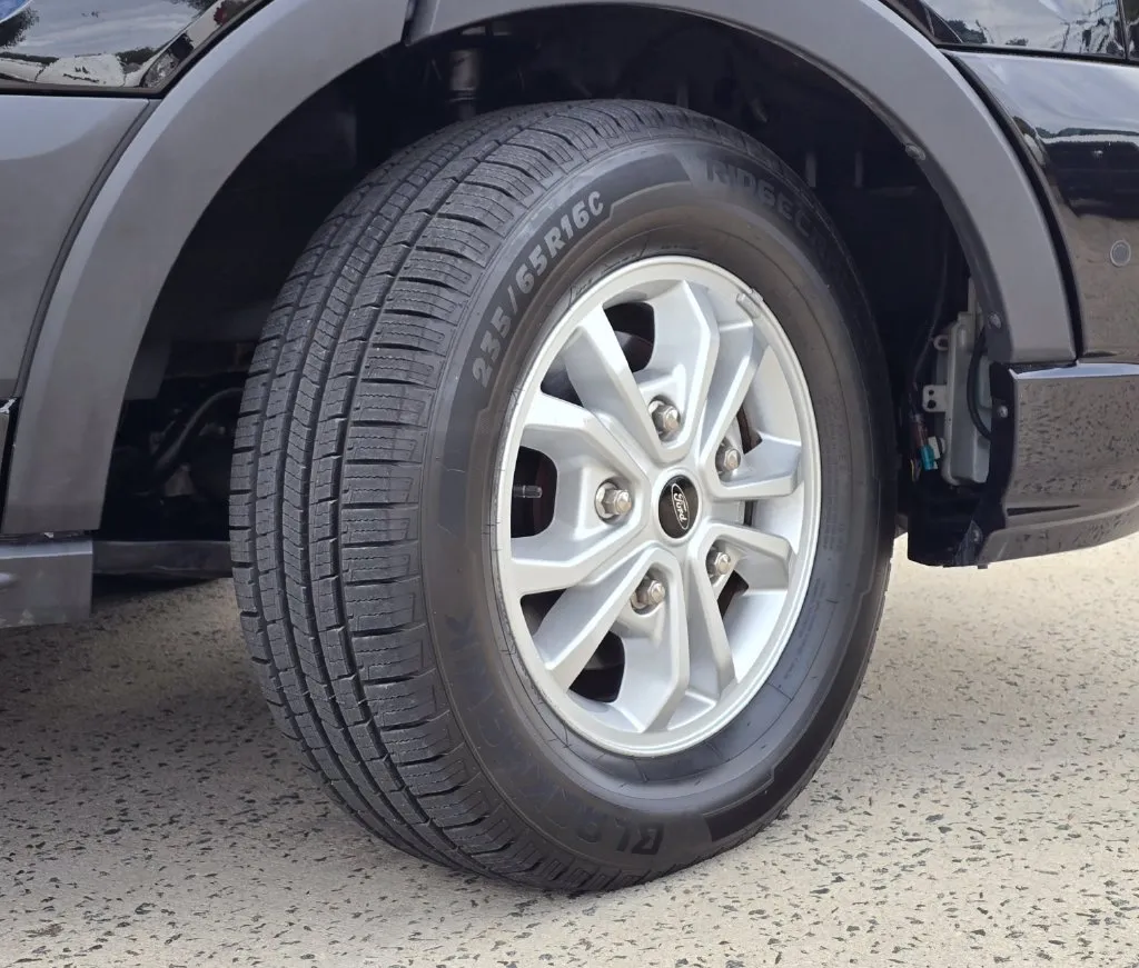 Ford Transit-350 photo 45
