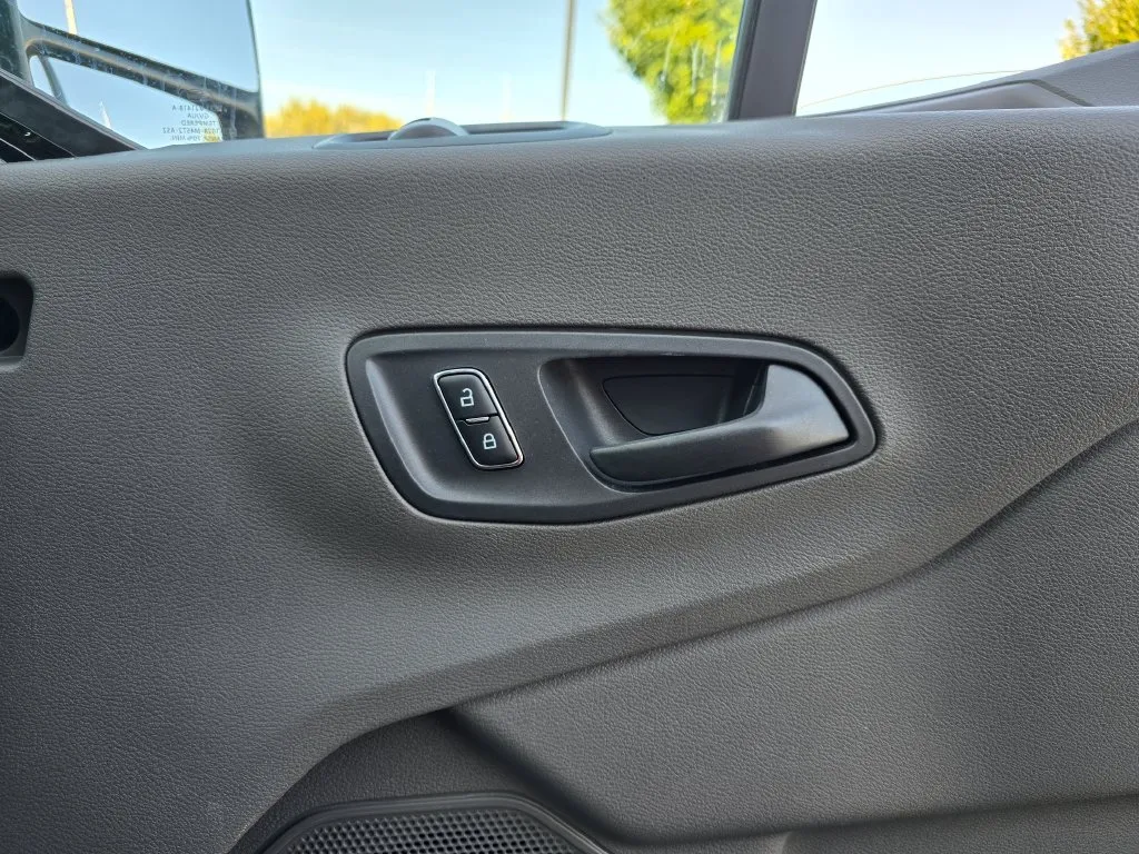 Ford Transit-350 photo 40