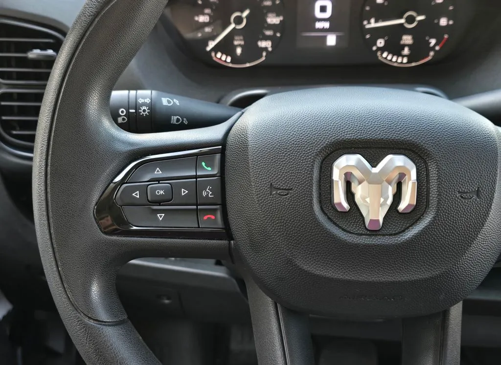 Ram ProMaster 2500 photo 30