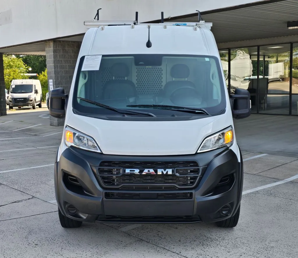 Ram ProMaster 2500 photo 10