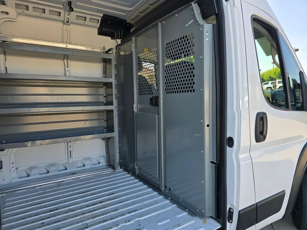 Ram ProMaster 2500 photo 20