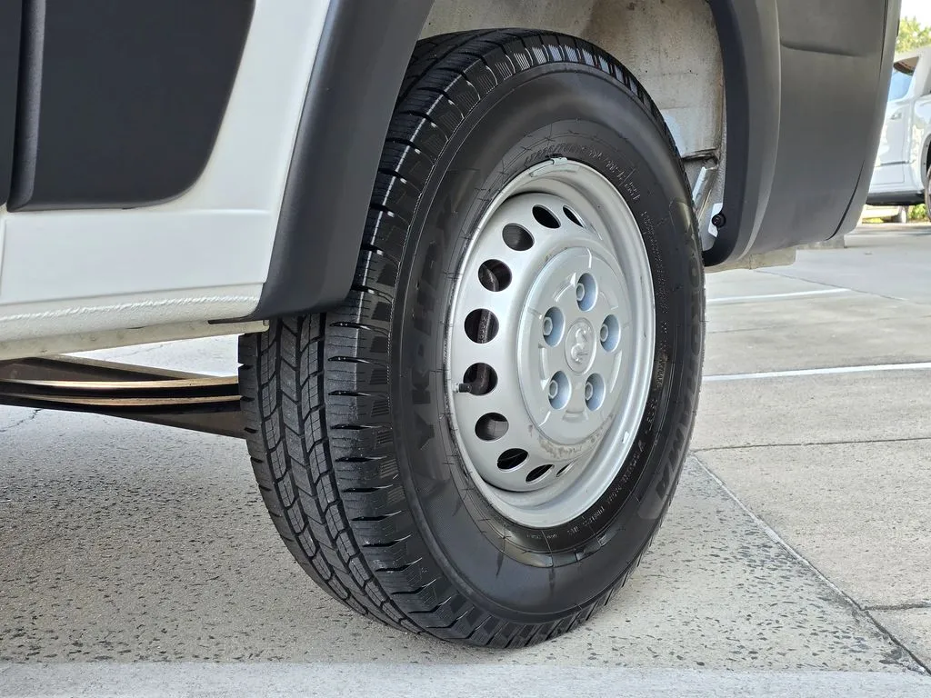 Ram ProMaster 2500 photo 42