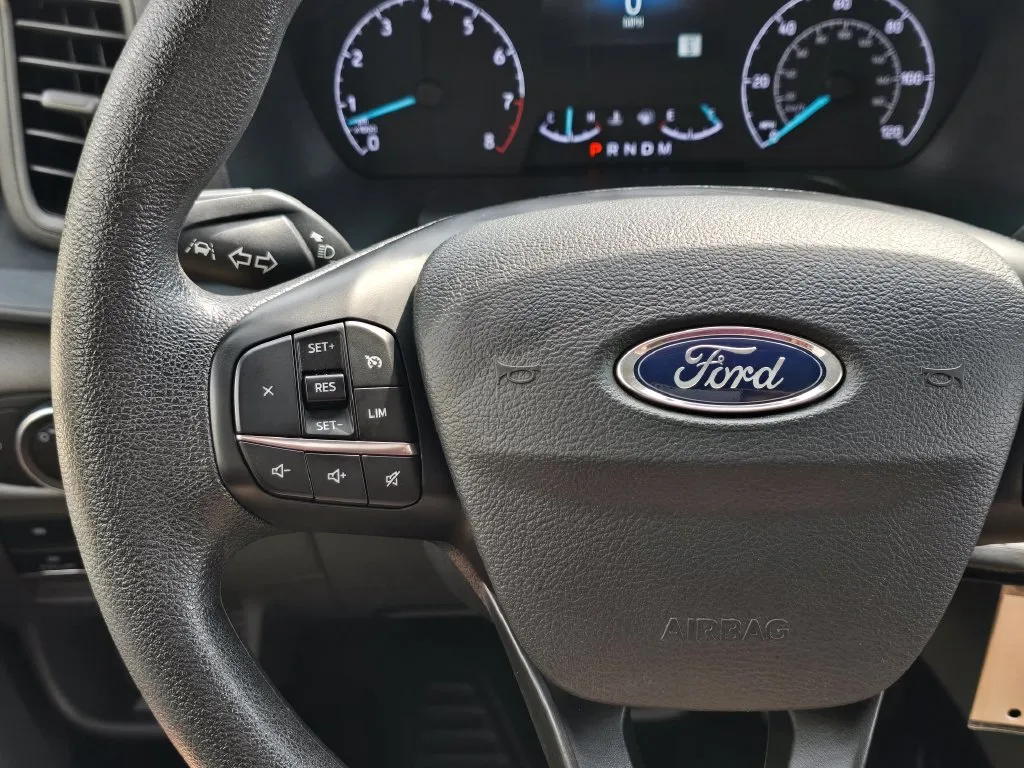Ford Transit-350 photo 19