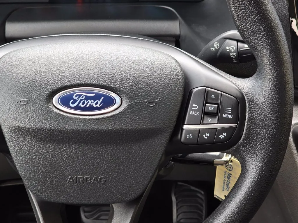 Ford Transit-350 photo 22