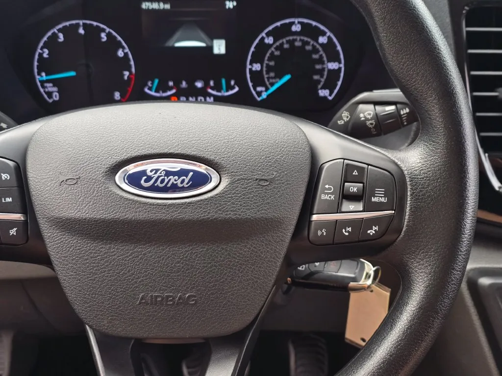 Ford Transit-350 photo 23