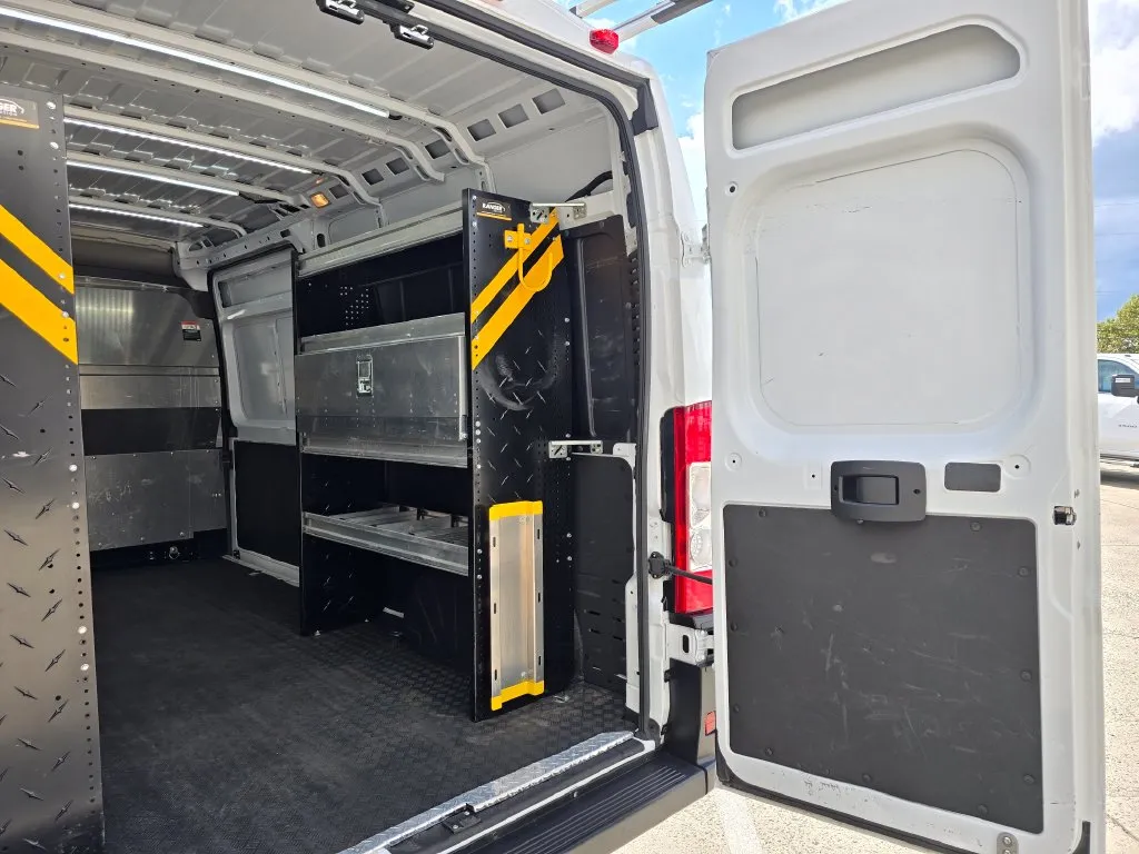 Ram ProMaster 2500 photo 14