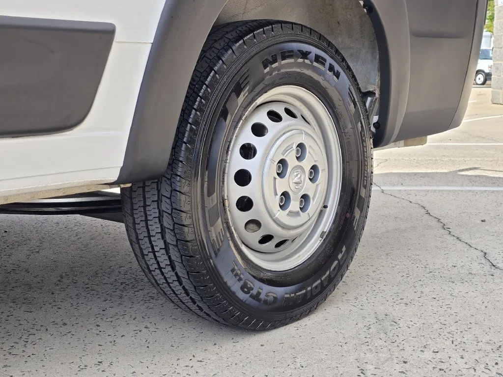 Ram ProMaster 2500 photo 44