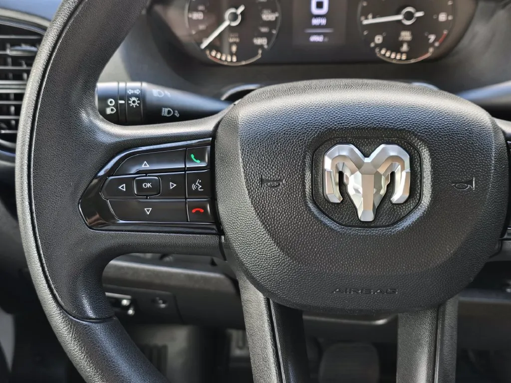 Ram ProMaster 2500 photo 40