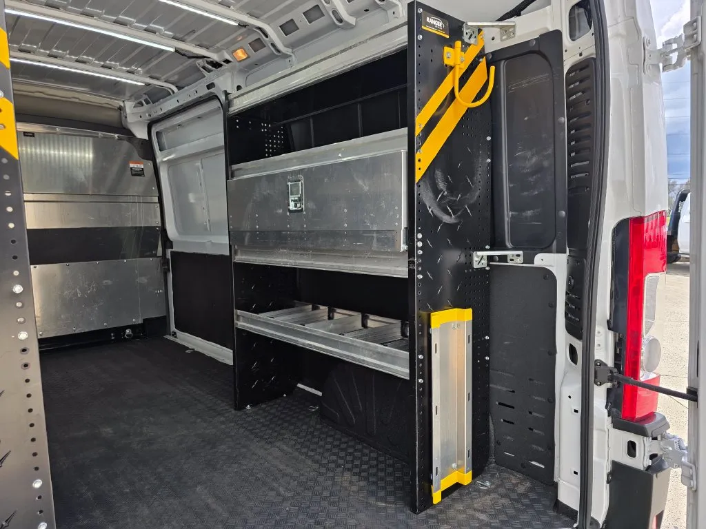 Ram ProMaster 2500 photo 15