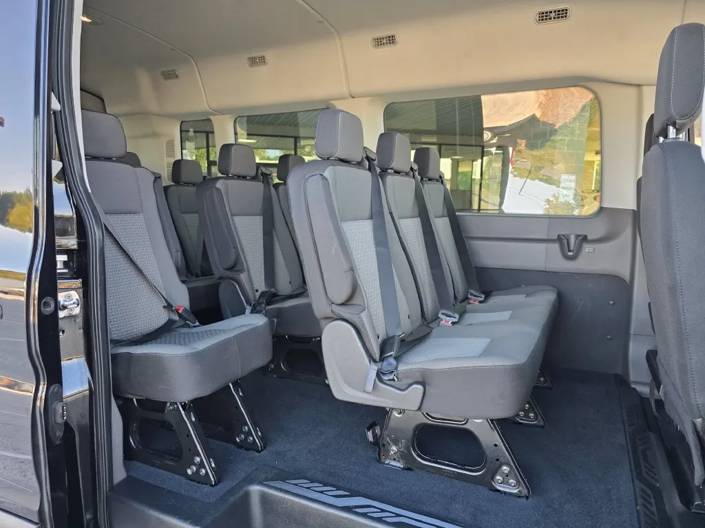 Ford Transit-350 photo 13