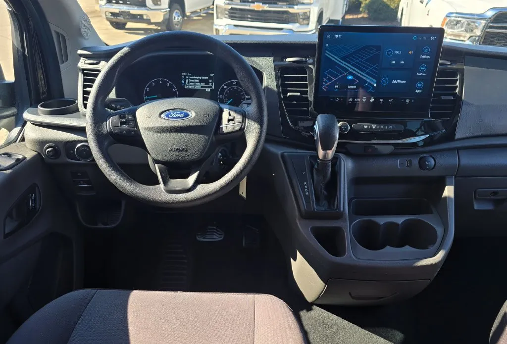 Ford Transit-350 photo 39