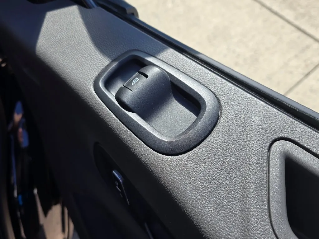 Ford Transit-350 photo 22