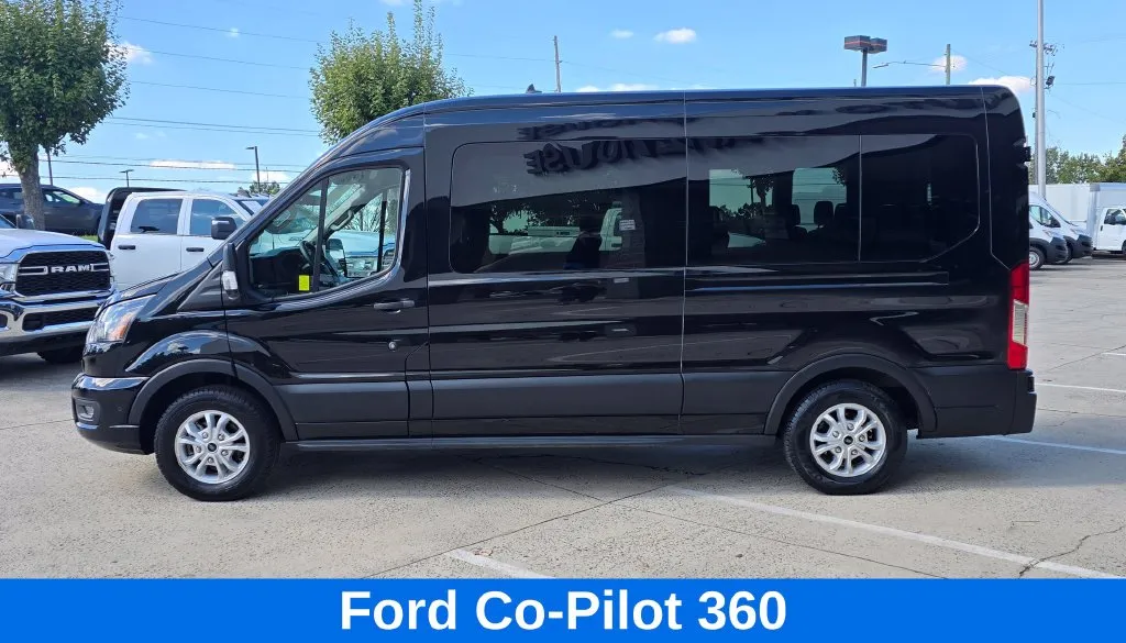 Ford Transit-350 photo 10